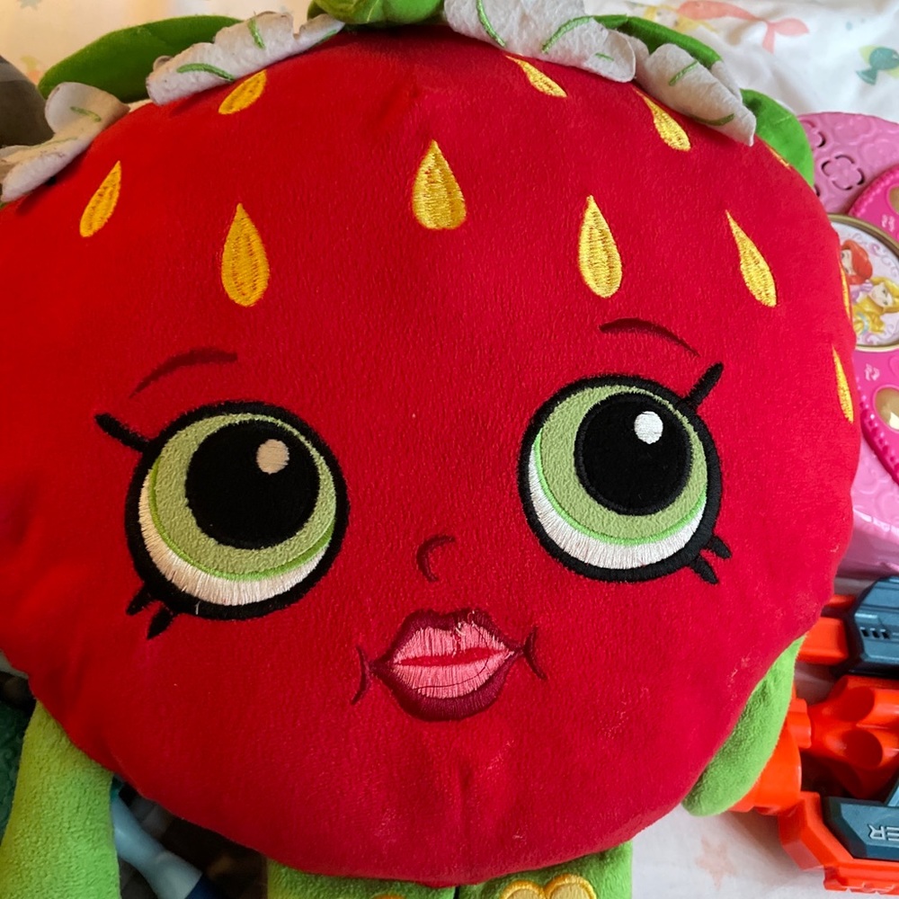 Skopkins pillow(used)